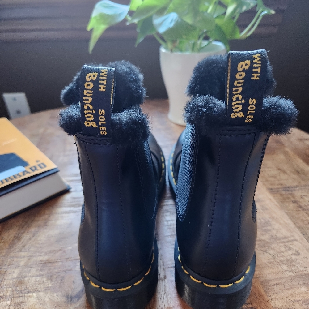 Boots - Picture 3 of 4